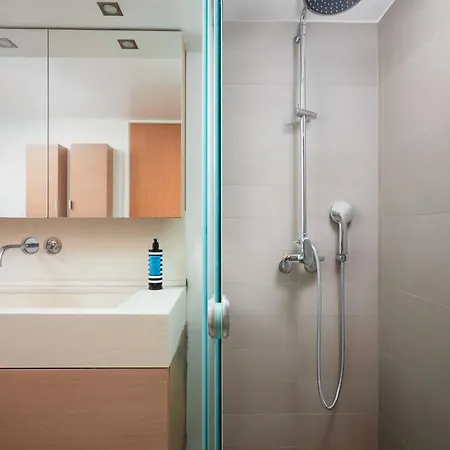 Elegant Family Apartment With Free Private Parking Heraklion  Exterior photo